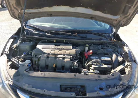 2017 Nissan Sentra S z USA, uszkodzony, nr VIN 3N1AB7AP7HY334534